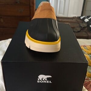 Sorel Brown Tan Black Yellow Slip-On Clog Mule